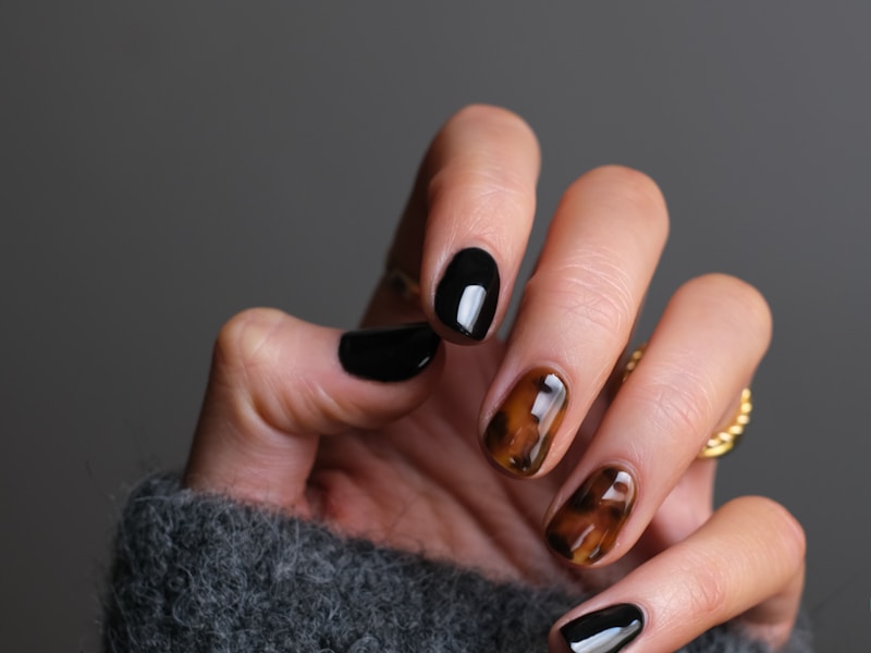 "Silky Hands" Handspa met paraffine en massage